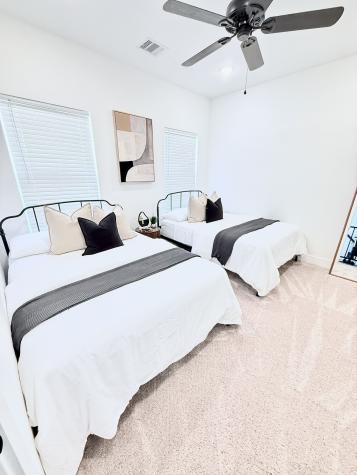 5527 Denmark Street B Houston TX 77028