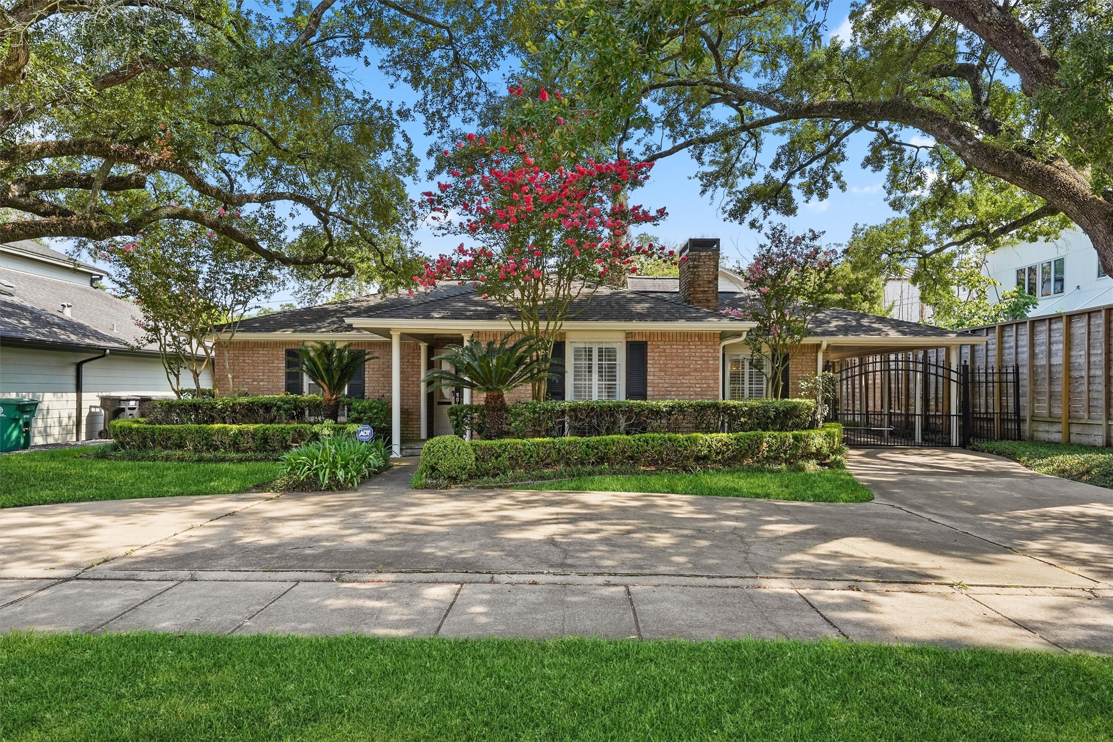 4025 Chatham Lane Houston TX 77027