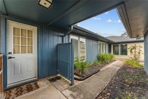 421 Hickory Ridge Drive El Lago TX 77586