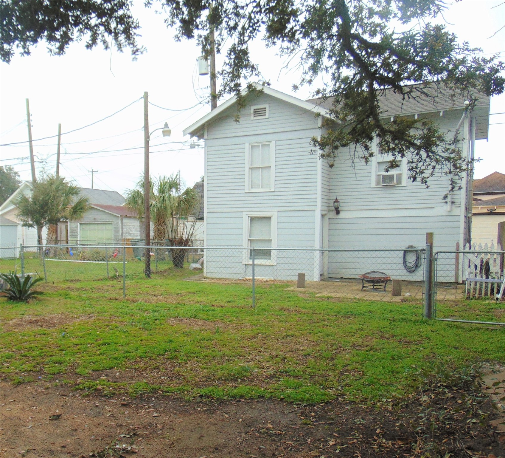 5113 Avenue O 1/2 Rear Galveston TX 77551