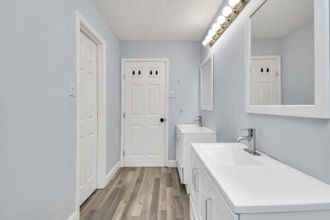 9222 Floral Crest Drive Houston TX 77083