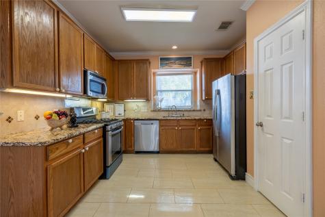 7143 Sun Village Drive Houston TX 77083