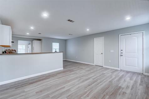4624 Kingsbury Street Houston TX 77021