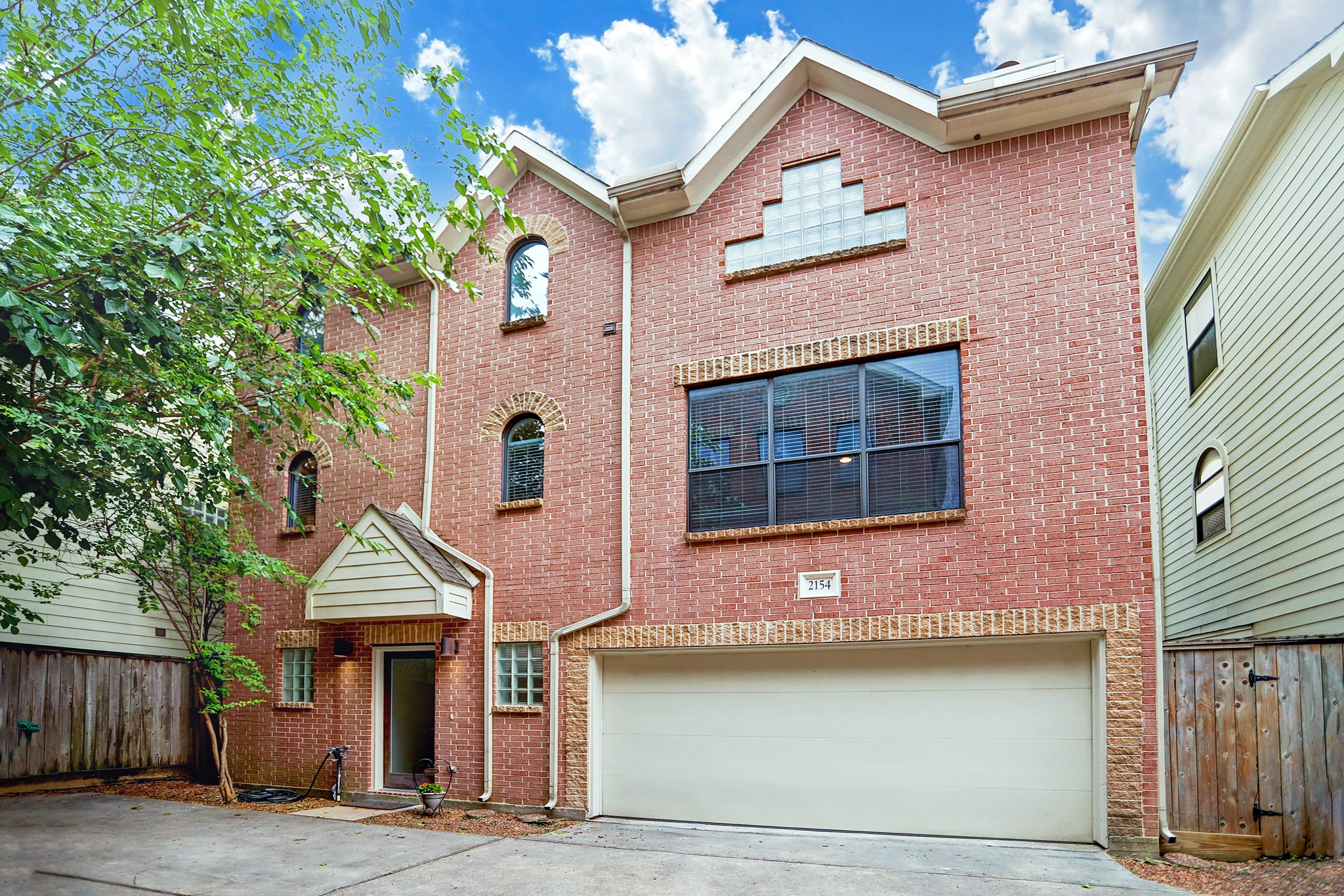 2154 Arabelle Street Houston TX 77007