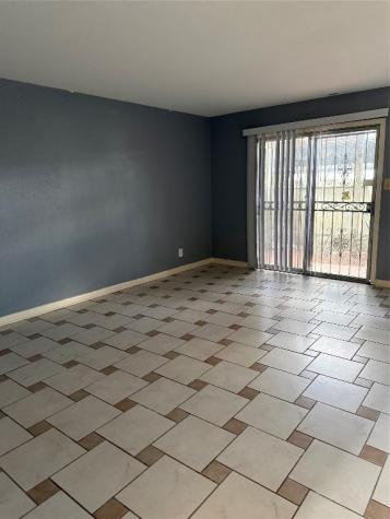 6201 Ranchester Drive 22 Houston TX 77036