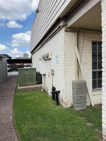 6201 Ranchester Drive 22 Houston TX 77036