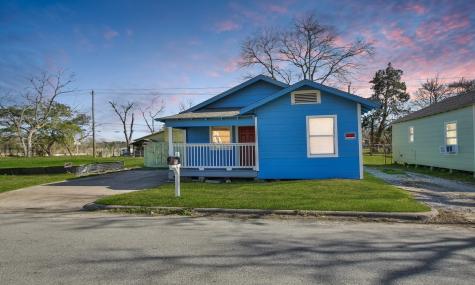 115 W Main Street Baytown TX 77520
