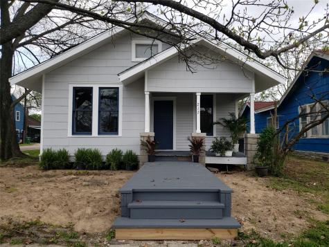 212 Northwood Street Houston TX 77009