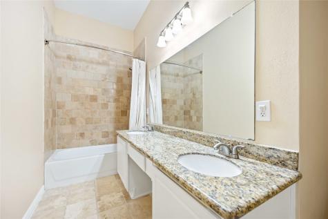 3317 Lakeway Lane Pearland TX 77584