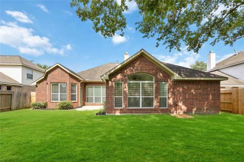 3317 Lakeway Lane Pearland TX 77584