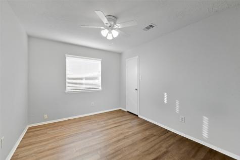 2822 Forest Point Drive League City TX 77573