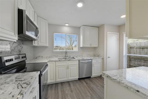 2822 Forest Point Drive League City TX 77573