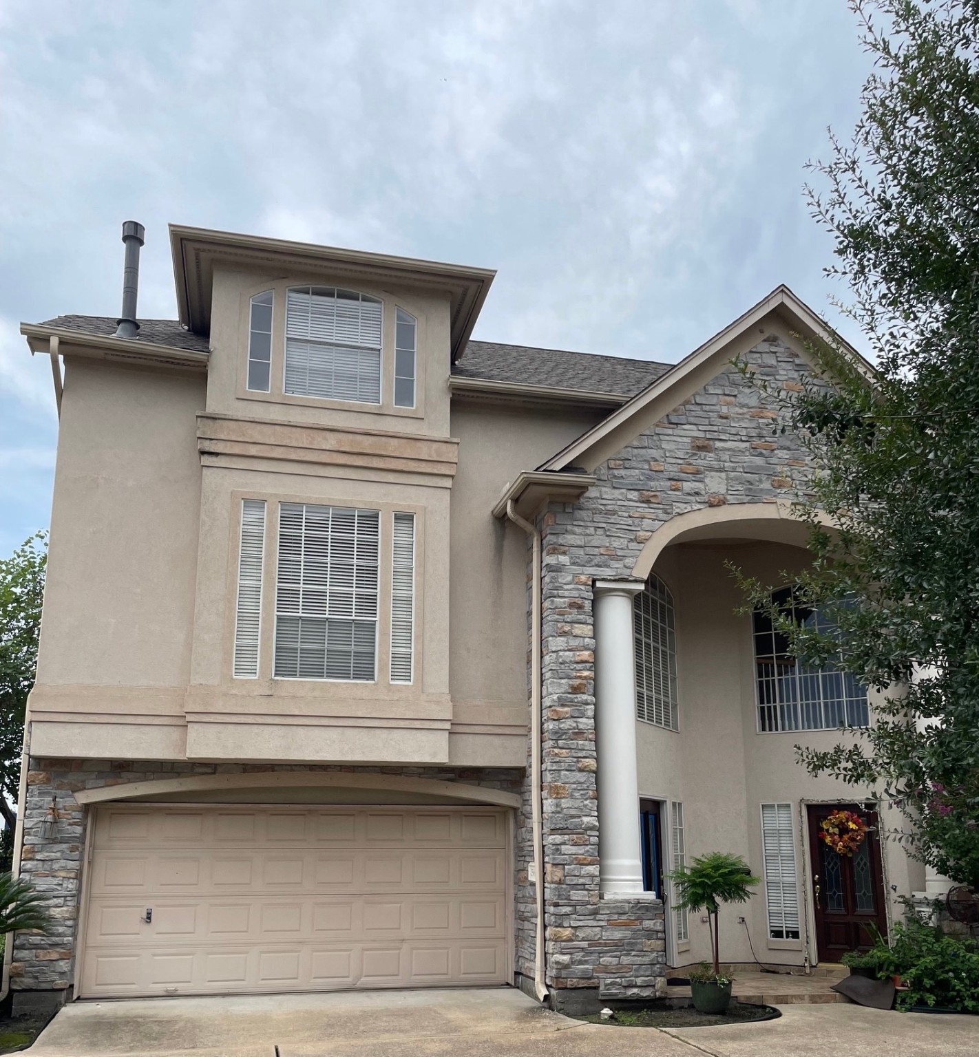 256 Westcott Street Houston TX 77007