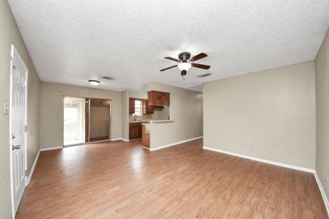 1006 Perry Street 100 Cleveland TX 77327