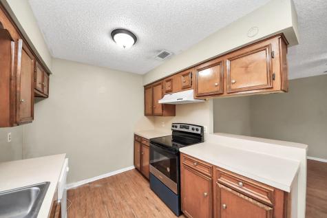 1006 Perry Street 100 Cleveland TX 77327