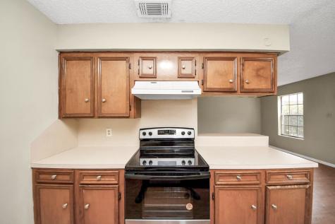 1006 Perry Street 100 Cleveland TX 77327
