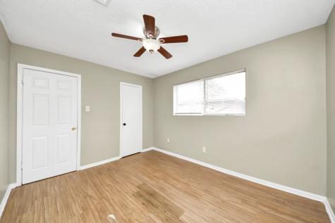 1006 Perry Street 100 Cleveland TX 77327
