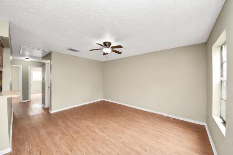 1006 Perry Street 100 Cleveland TX 77327