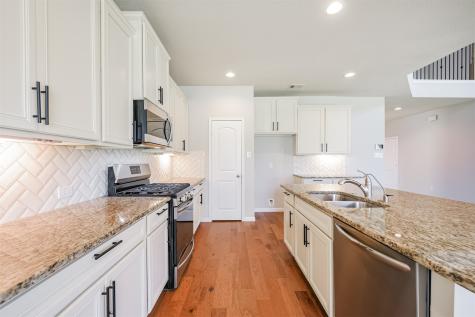 18006 Nanpu Lane Houston TX 77044