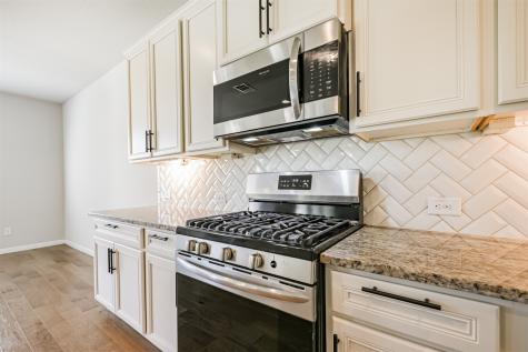 18006 Nanpu Lane Houston TX 77044