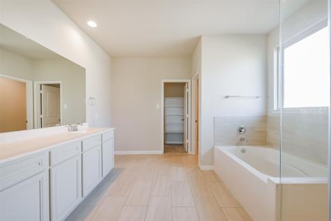 18006 Nanpu Lane Houston TX 77044