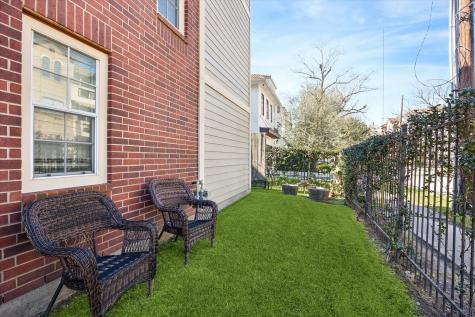 4113 Blossom Street A Houston TX 77007