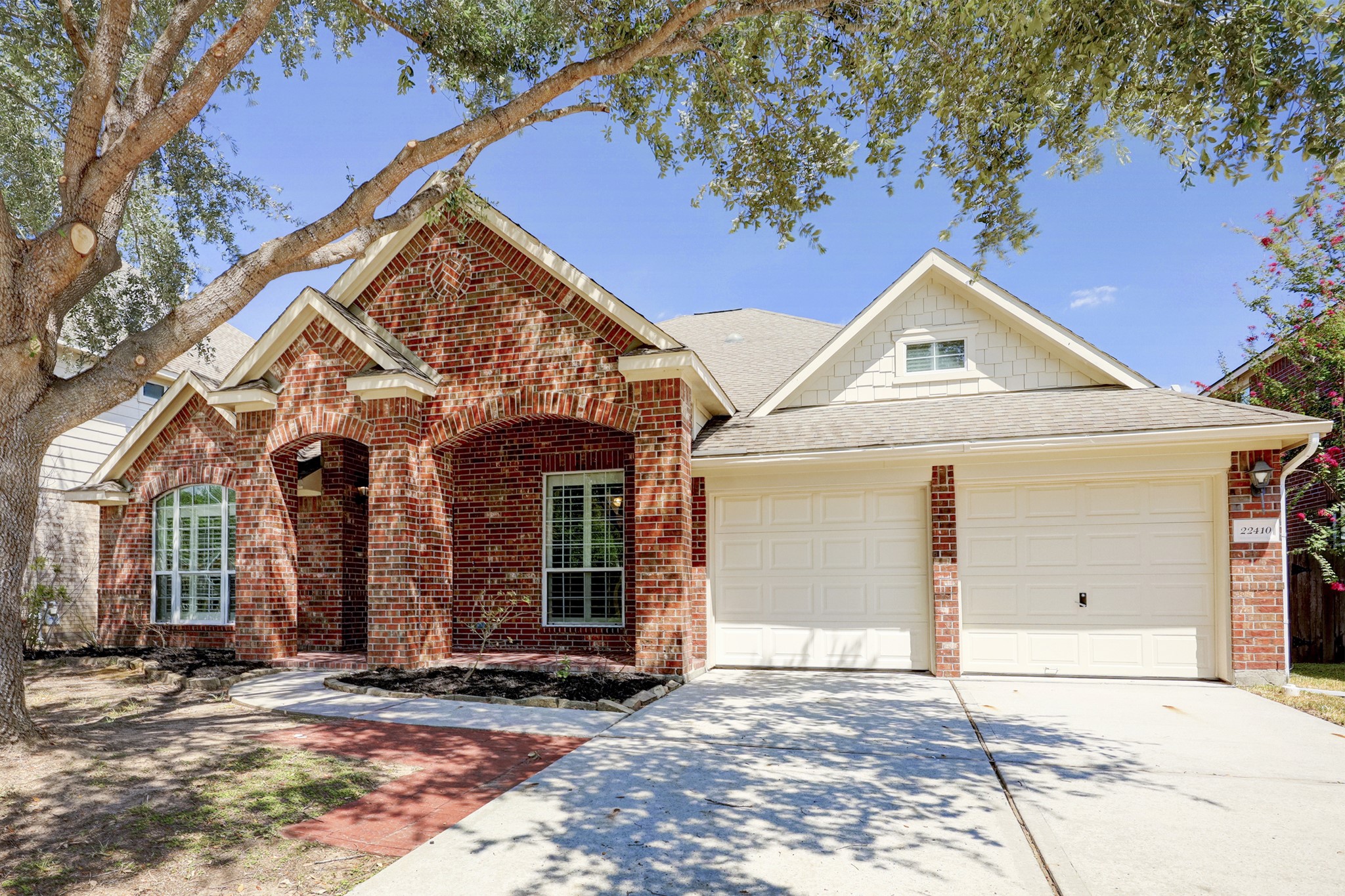 22410 Serrano Lake Court Tomball TX 77375