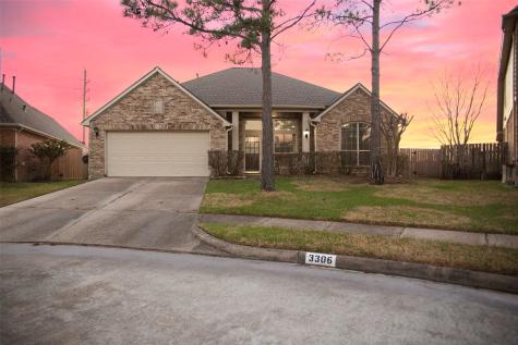 3306 Wolf Court Pearland TX 77584