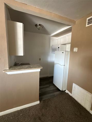 516 Holiday Drive 52 Galveston TX 77550