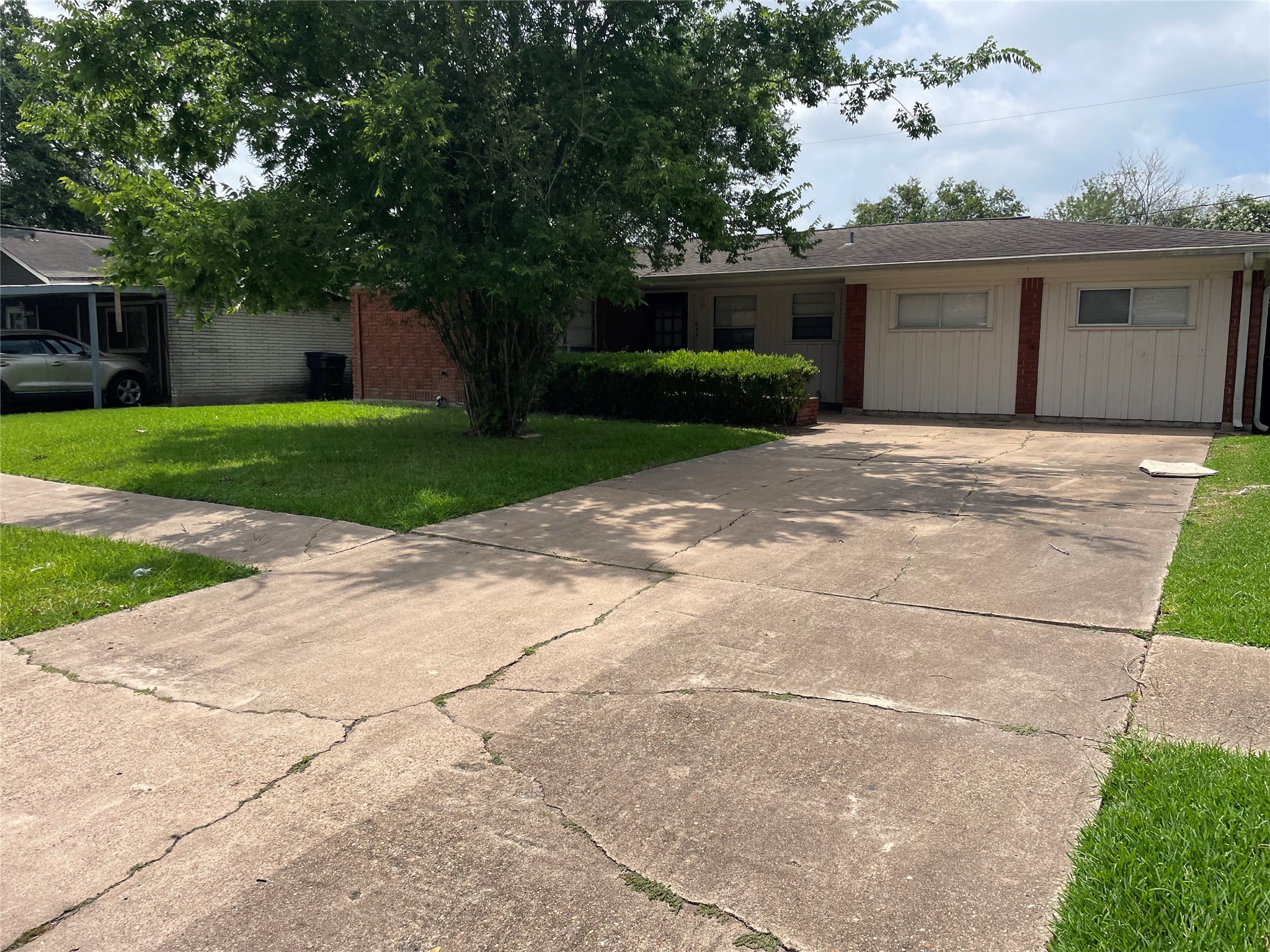 658 Shawnee Street Houston TX 77034