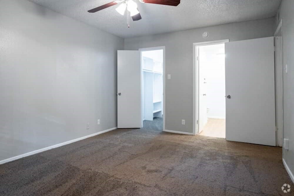6505 Westheimer Road 335 Houston TX 77057