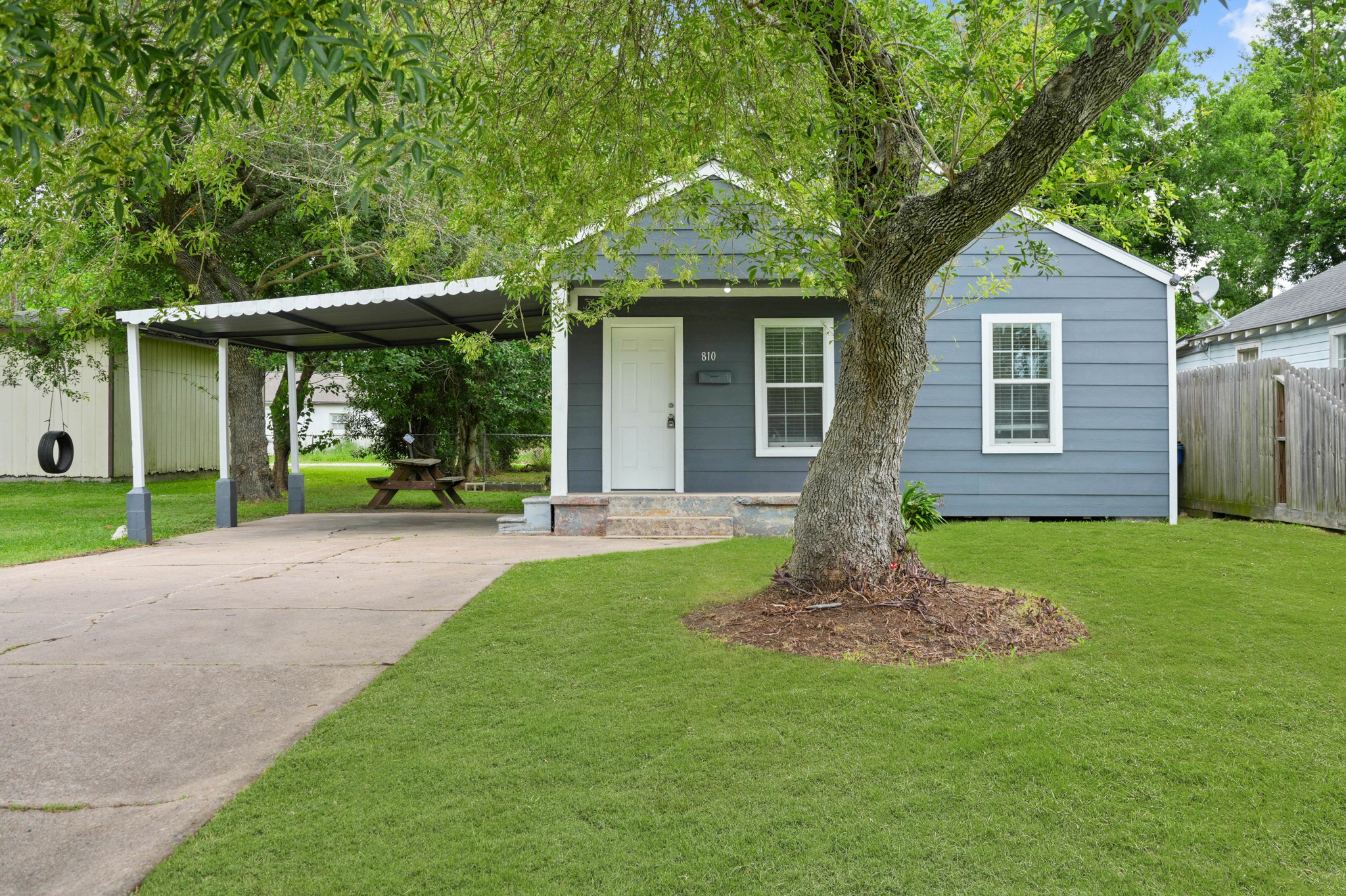 810 15th Avenue N Texas City TX 77590