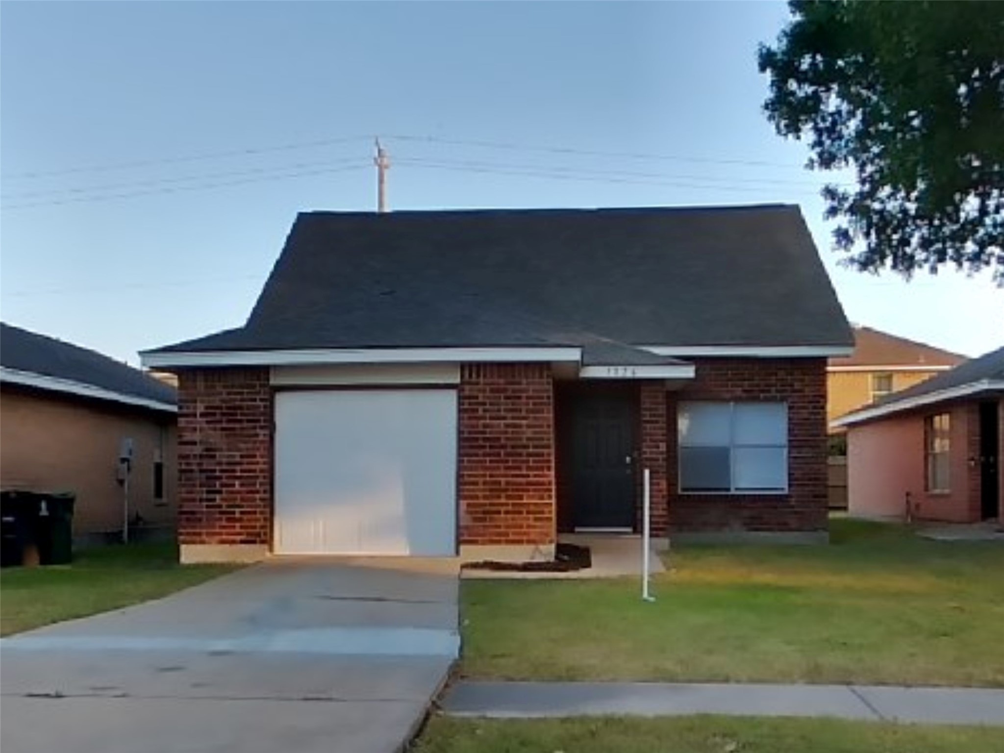 3126 Kelling Street Houston TX 77045