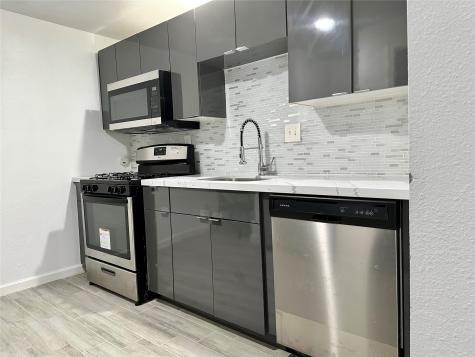 4802 Elser Street Houston TX 77009