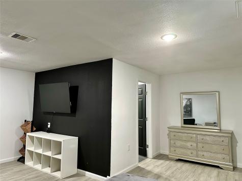 4802 Elser Street Houston TX 77009