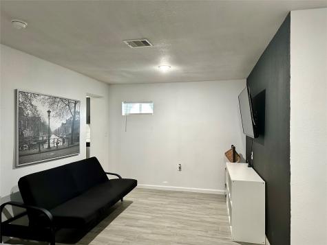 4802 Elser Street Houston TX 77009