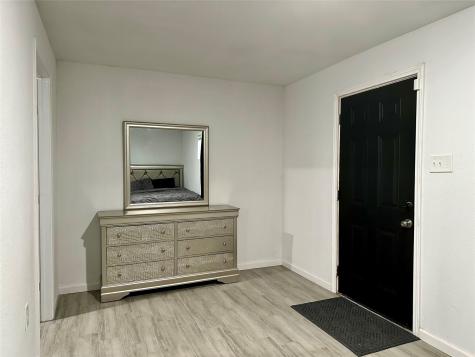 4802 Elser Street Houston TX 77009