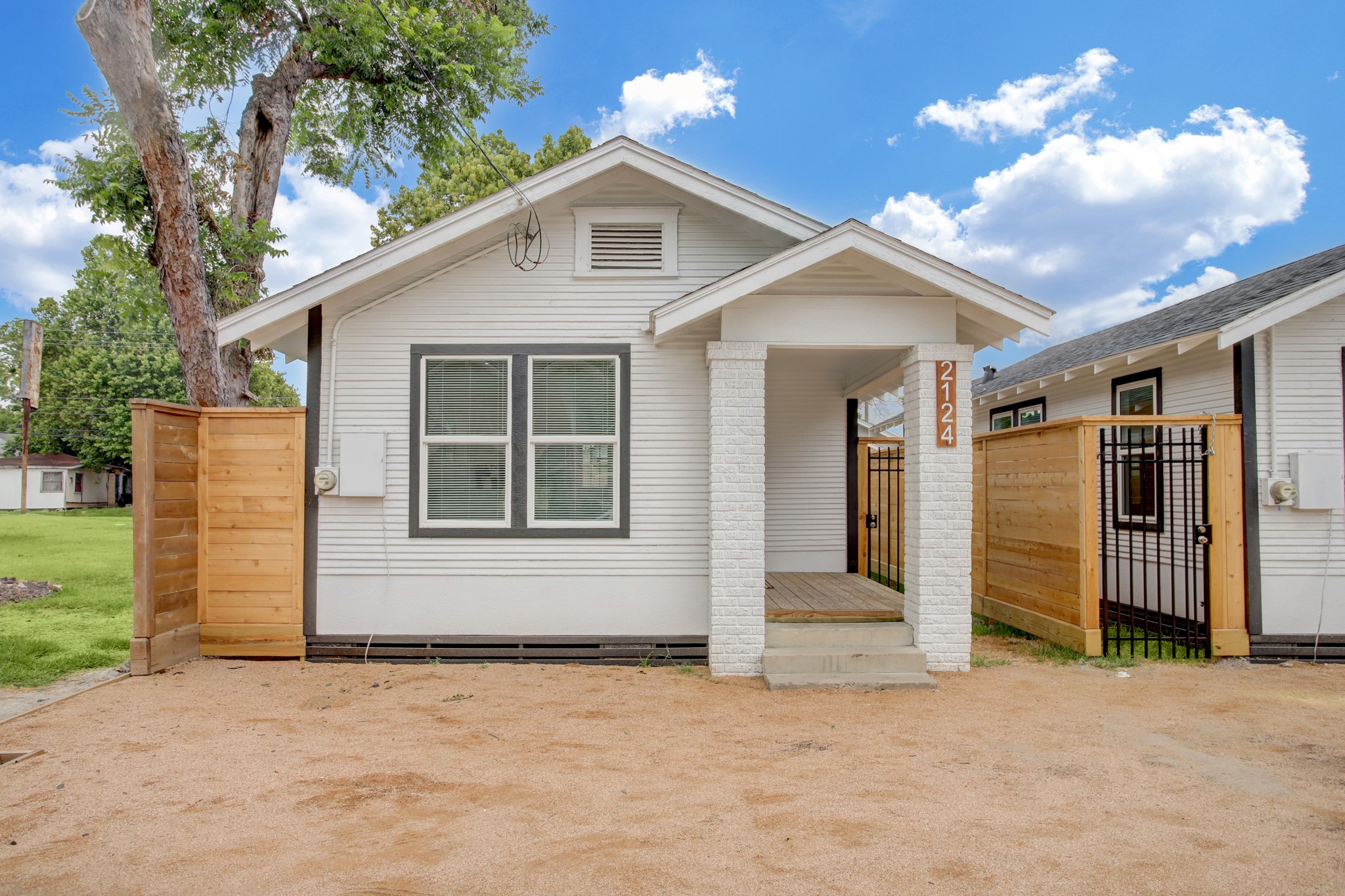 2124 Carter Street Houston TX 77008