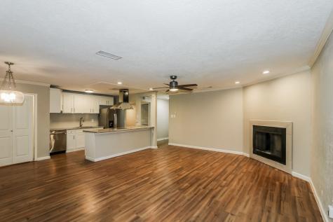 5102 Shadowridge Drive Houston TX 77053