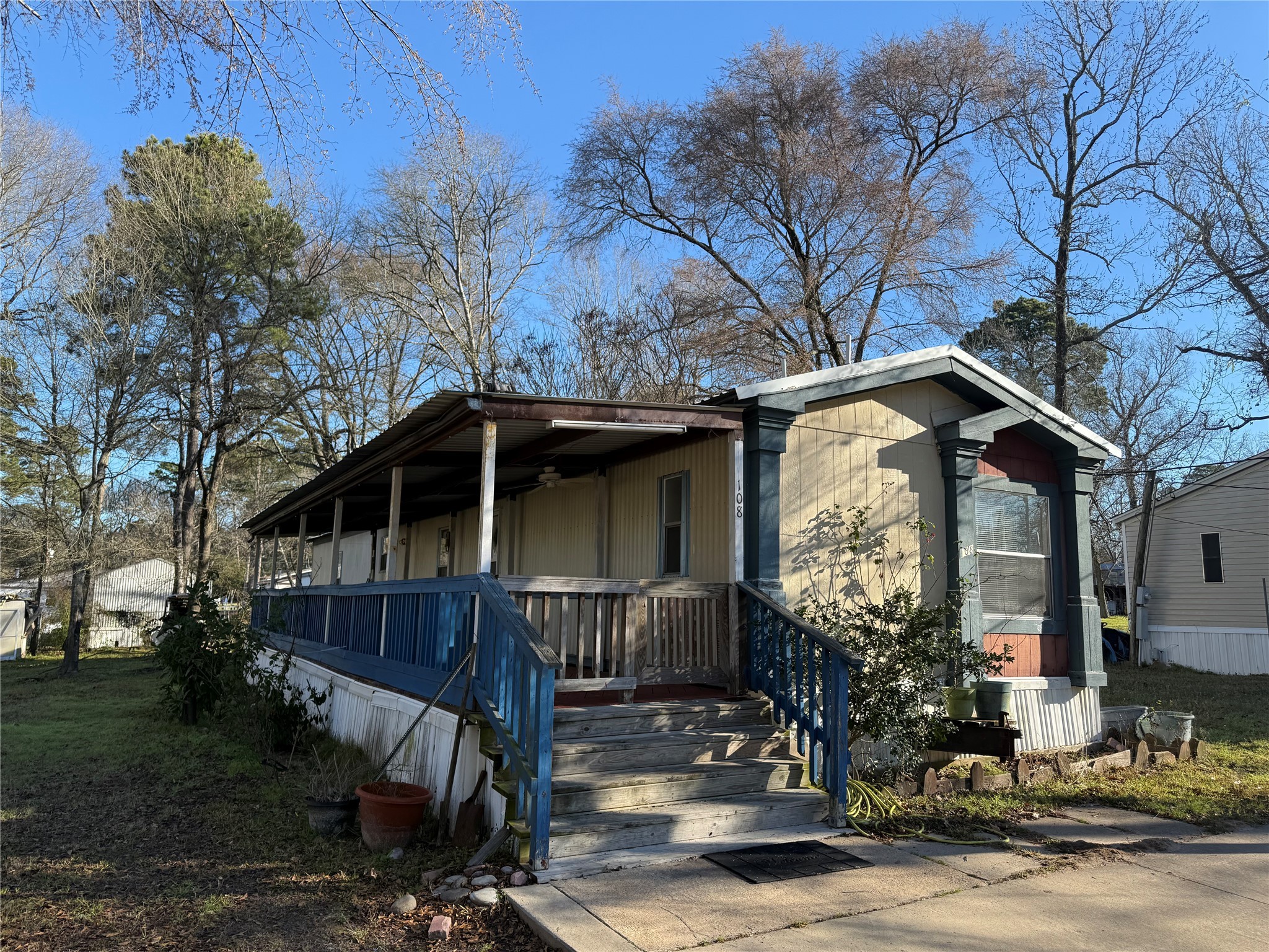 108 Samantha Lane Huntsville TX 77340