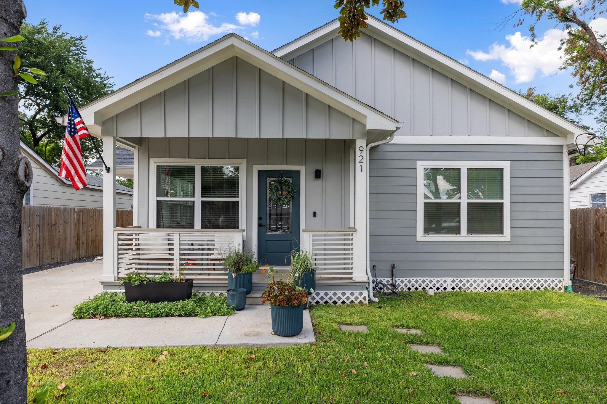 921 Moody Street Houston TX 77009