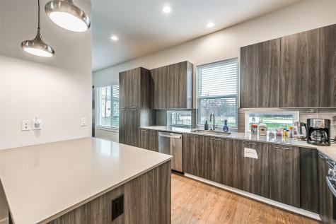 2136 Dennis Street Houston TX 77004