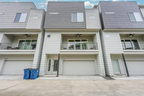 2136 Dennis Street Houston TX 77004