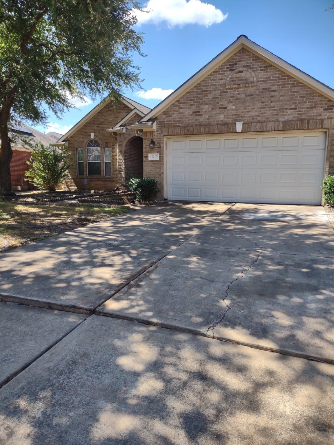 15207 Snow Hill Court Sugar Land TX 77498