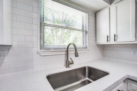 509 Jerry Street Houston TX 77022