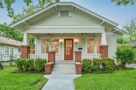 4022 Oak Ridge Street Houston TX 77009