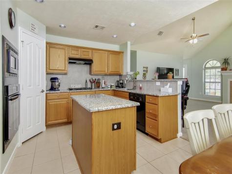 6519 Granbury Road Manvel TX 77578