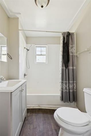 111 Lazy Trail Montgomery TX 77316