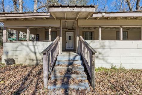 111 Lazy Trail Montgomery TX 77316