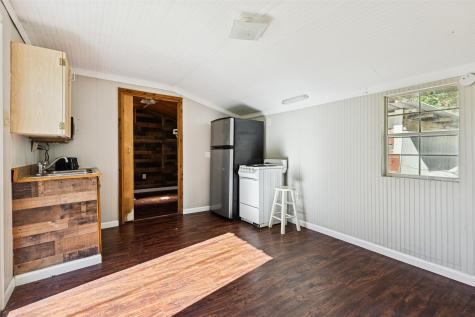 111 Lazy Trail Montgomery TX 77316